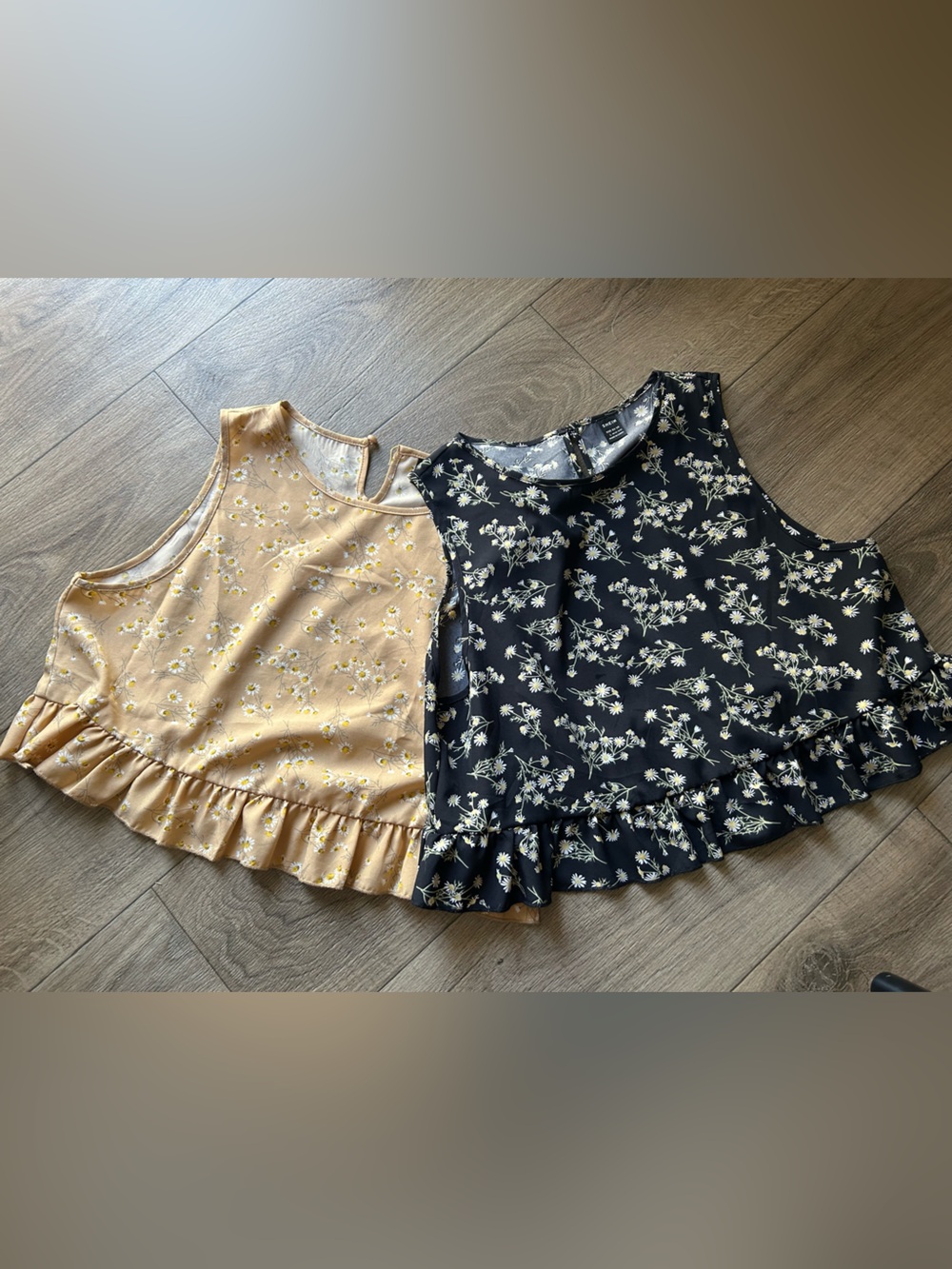 Set of 2 Women’s Floral Ruffle Hem Tank Top – cream and Black